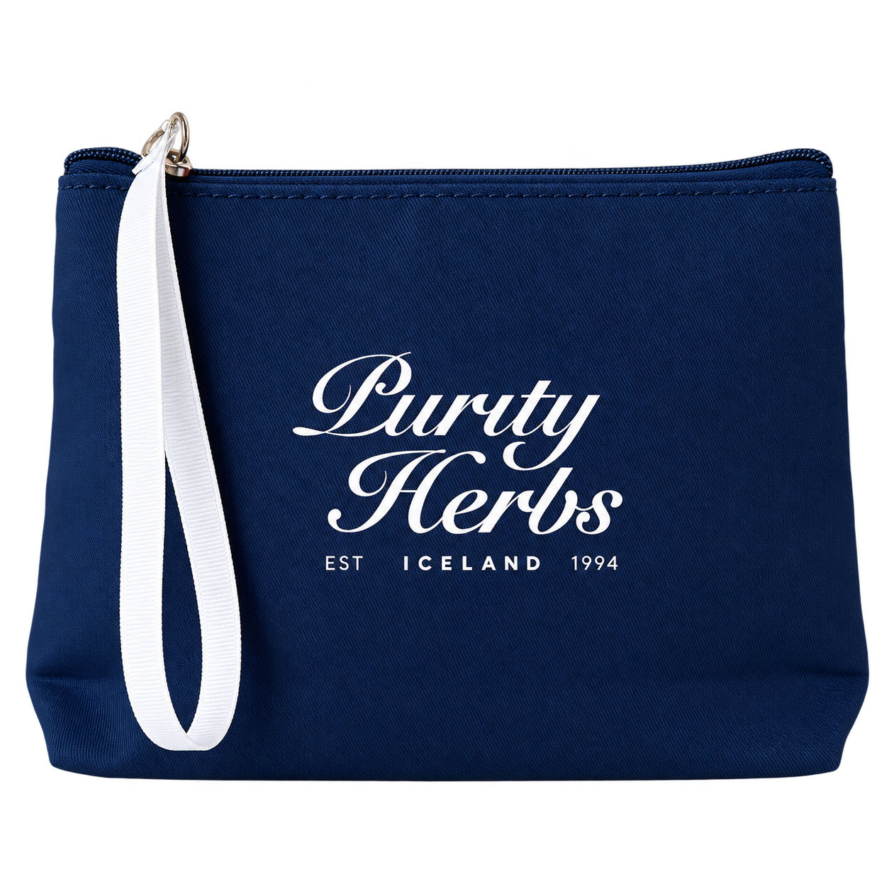 Donkerblauwe Purity Herbs toilettas met wit logo, ritssluiting en wit polsbandje, op een witte achtergrond.